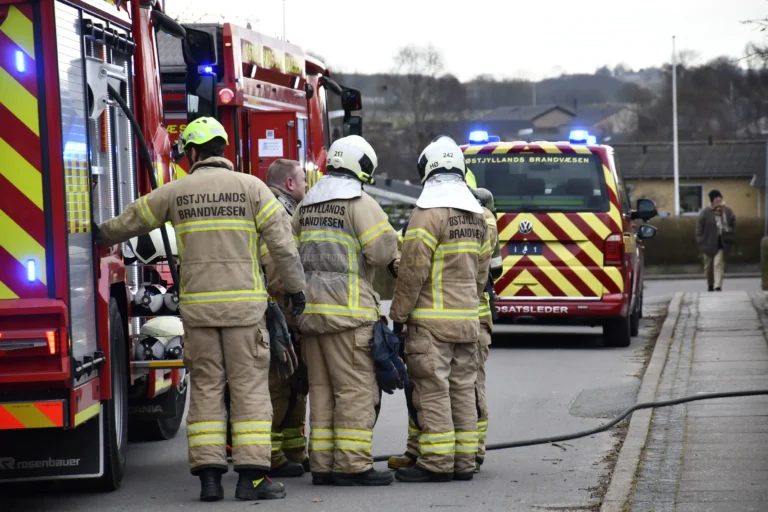 Bygningsbrand – Rækkehus. Tværvej, 8362 Hørning.