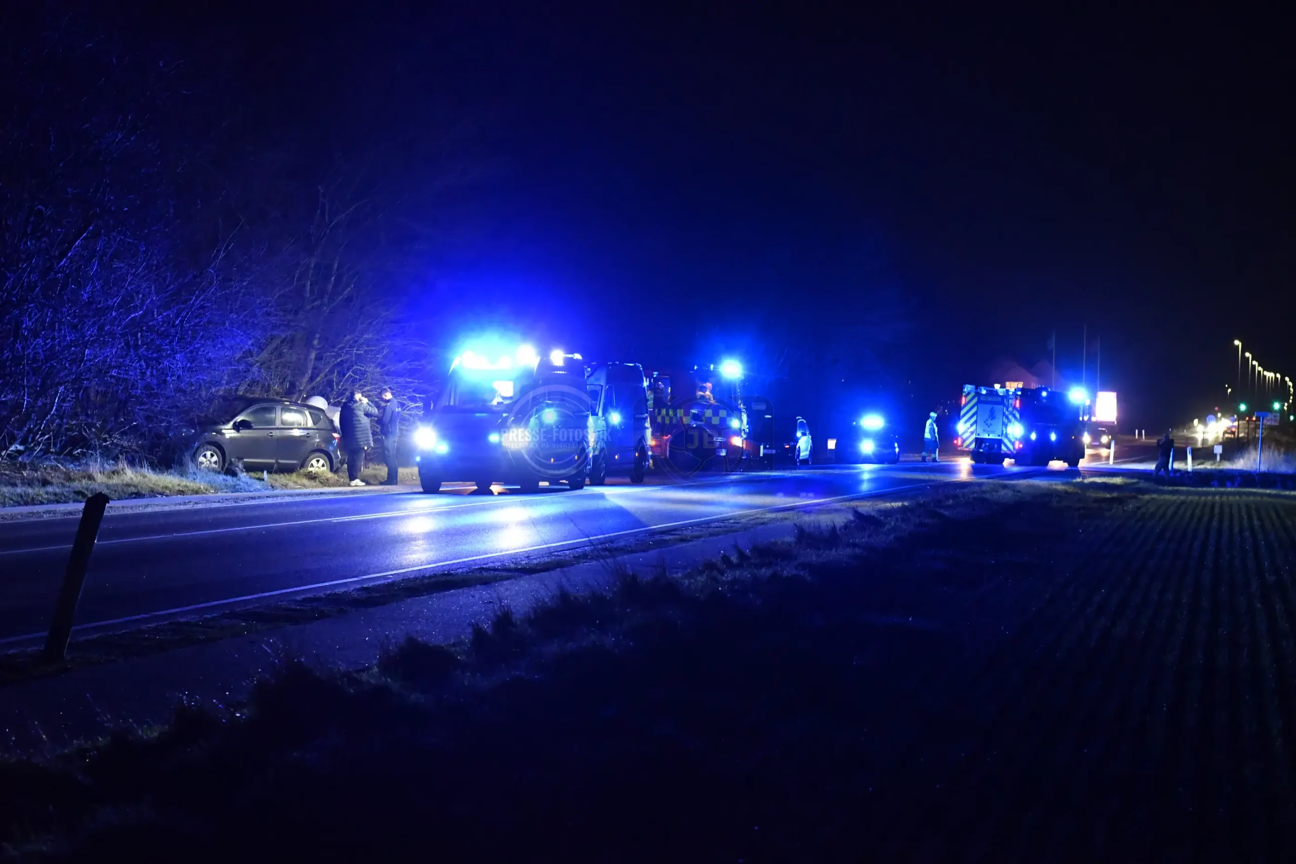 2 biler kører sammen på Rute 26 mellem Sabro og Lading. 2 Ambulancer, brandvæsen og politi var på stedet. Meldingen lød på "fastklemte"