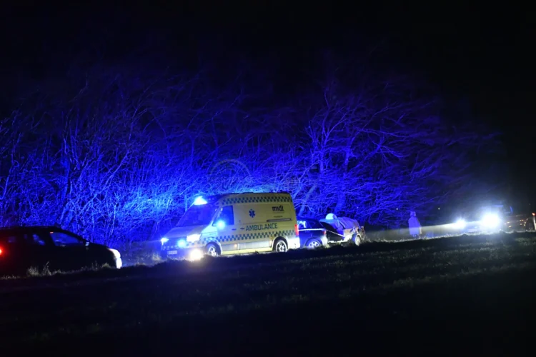 2 biler kører sammen på Rute 26 mellem Sabro og Lading. 2 Ambulancer, brandvæsen og politi var på stedet. Meldingen lød på "fastklemte"